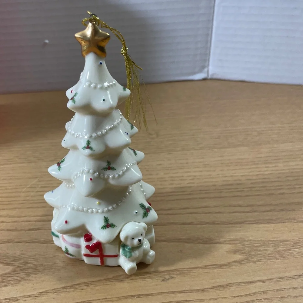 Formalities Baum Bros Christmas Tree Ornament Ivory Gold Collection Velvet Box
